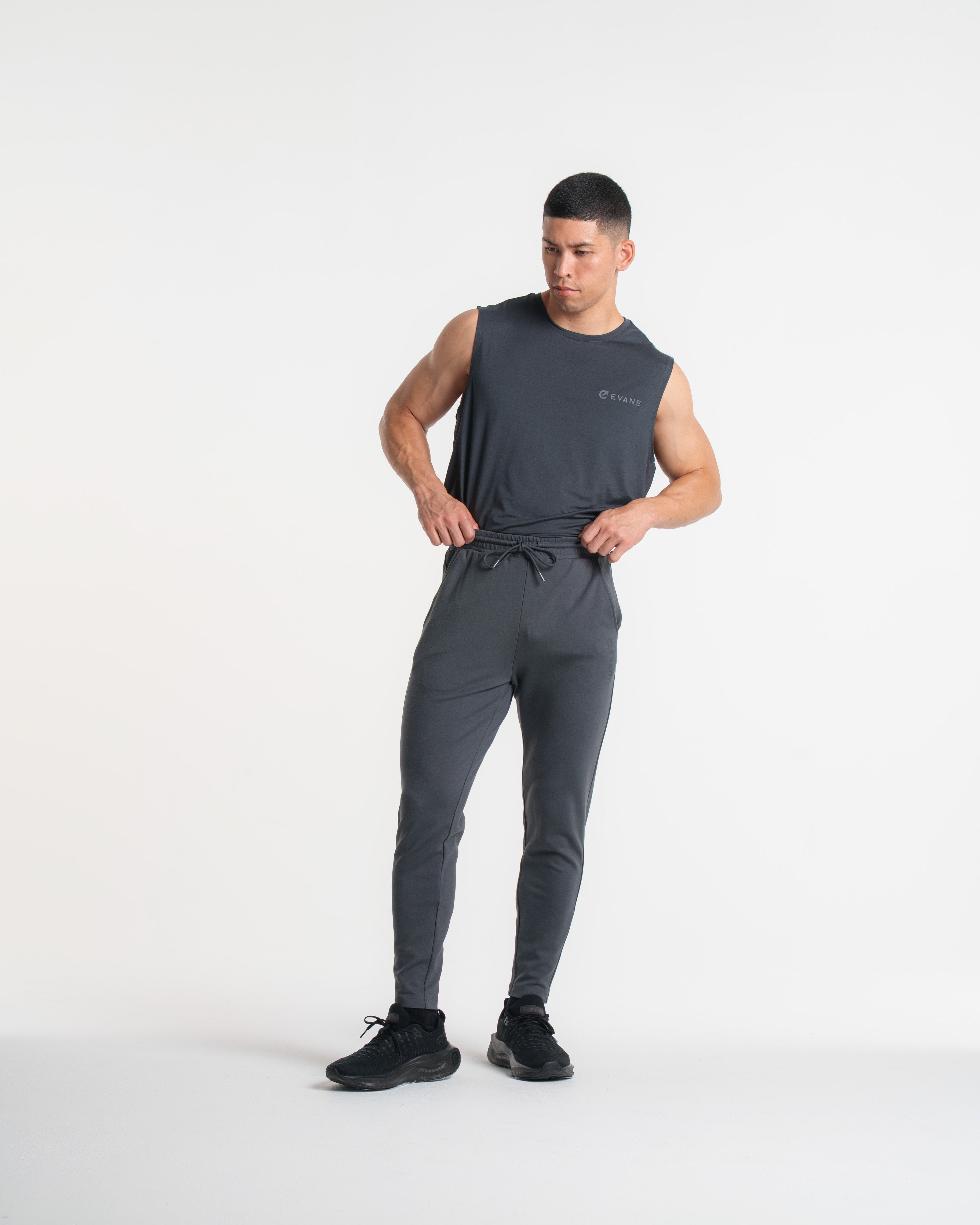 #color_charcoal gray