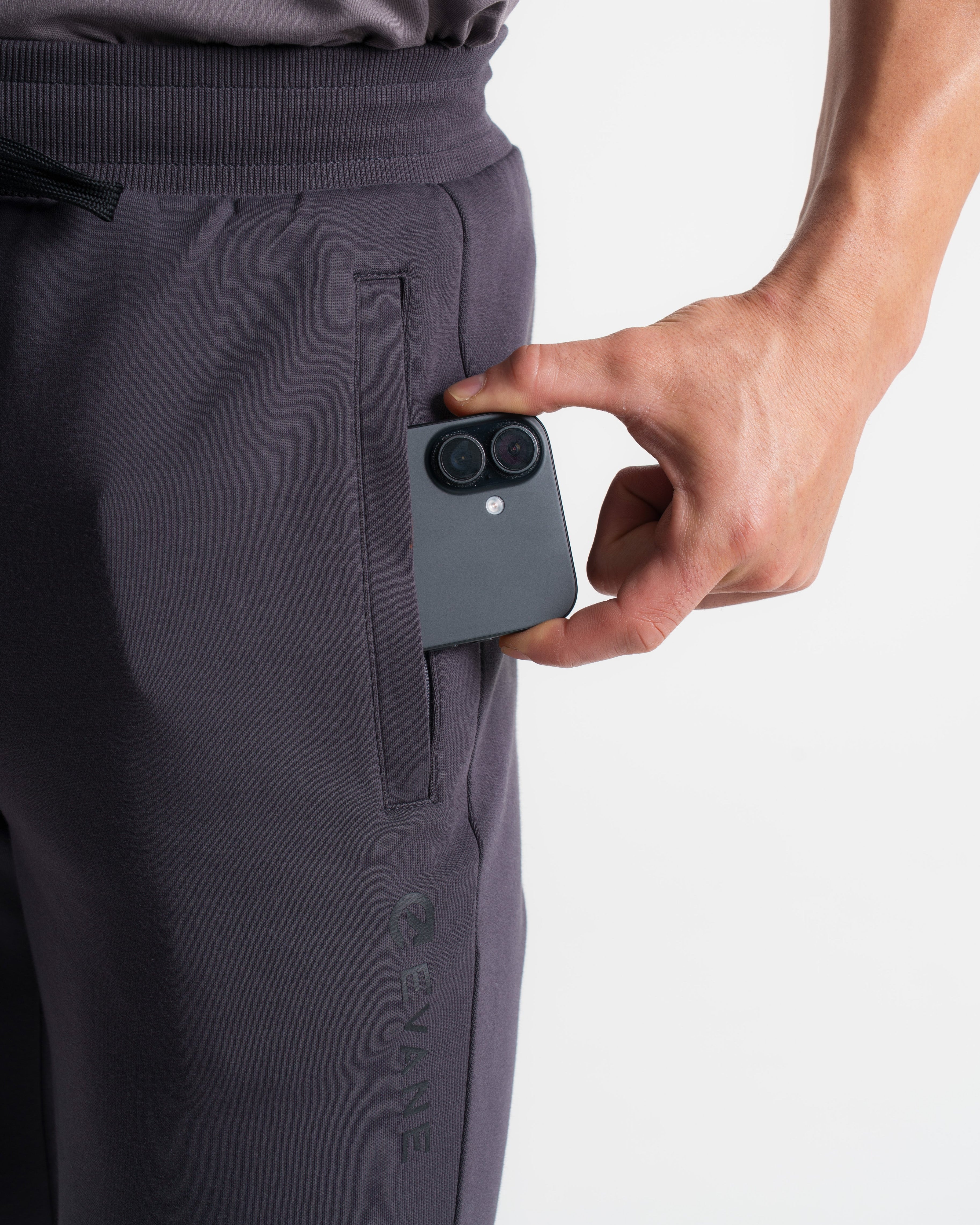 #color_charcoal gray