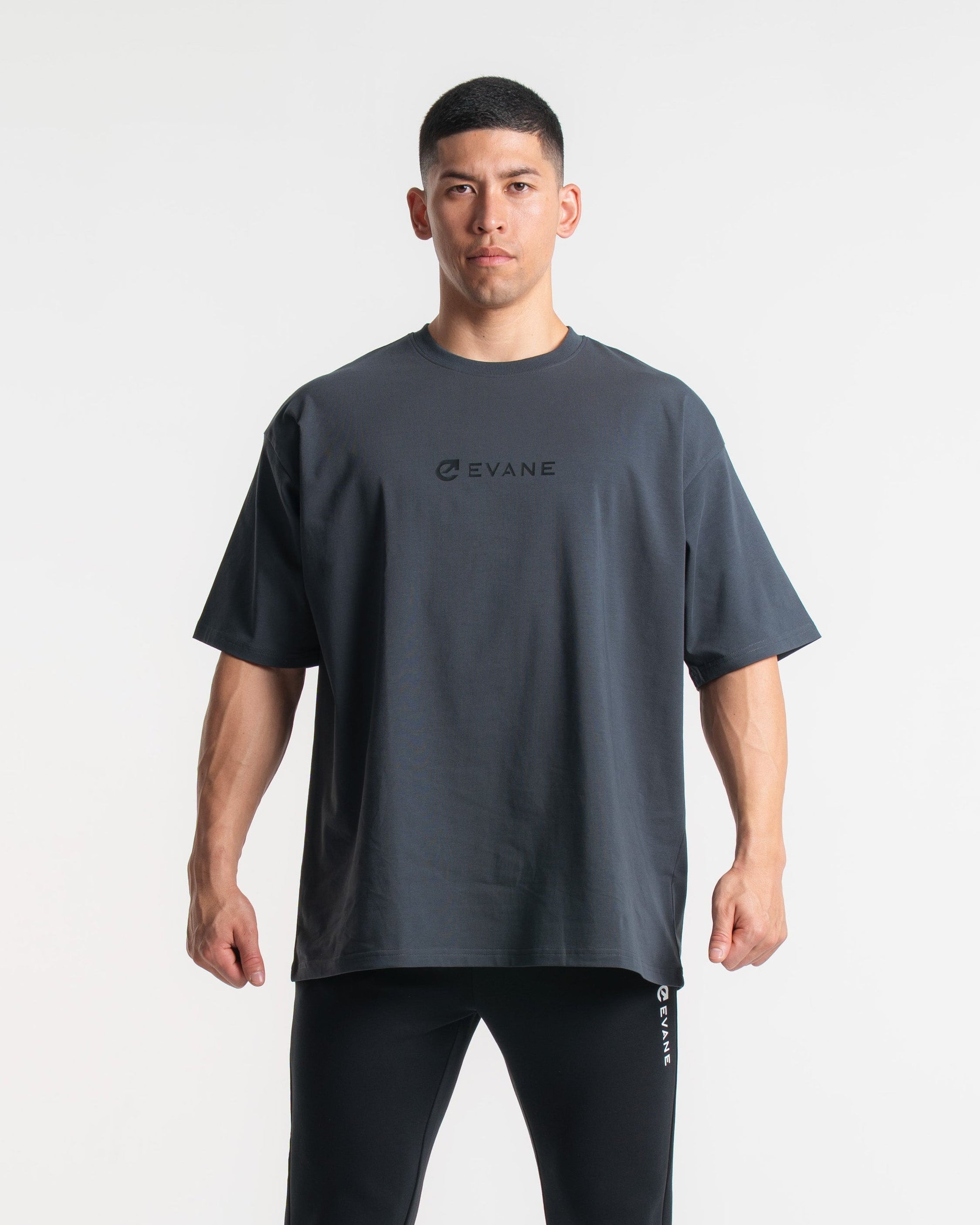 #color_charcoal gray