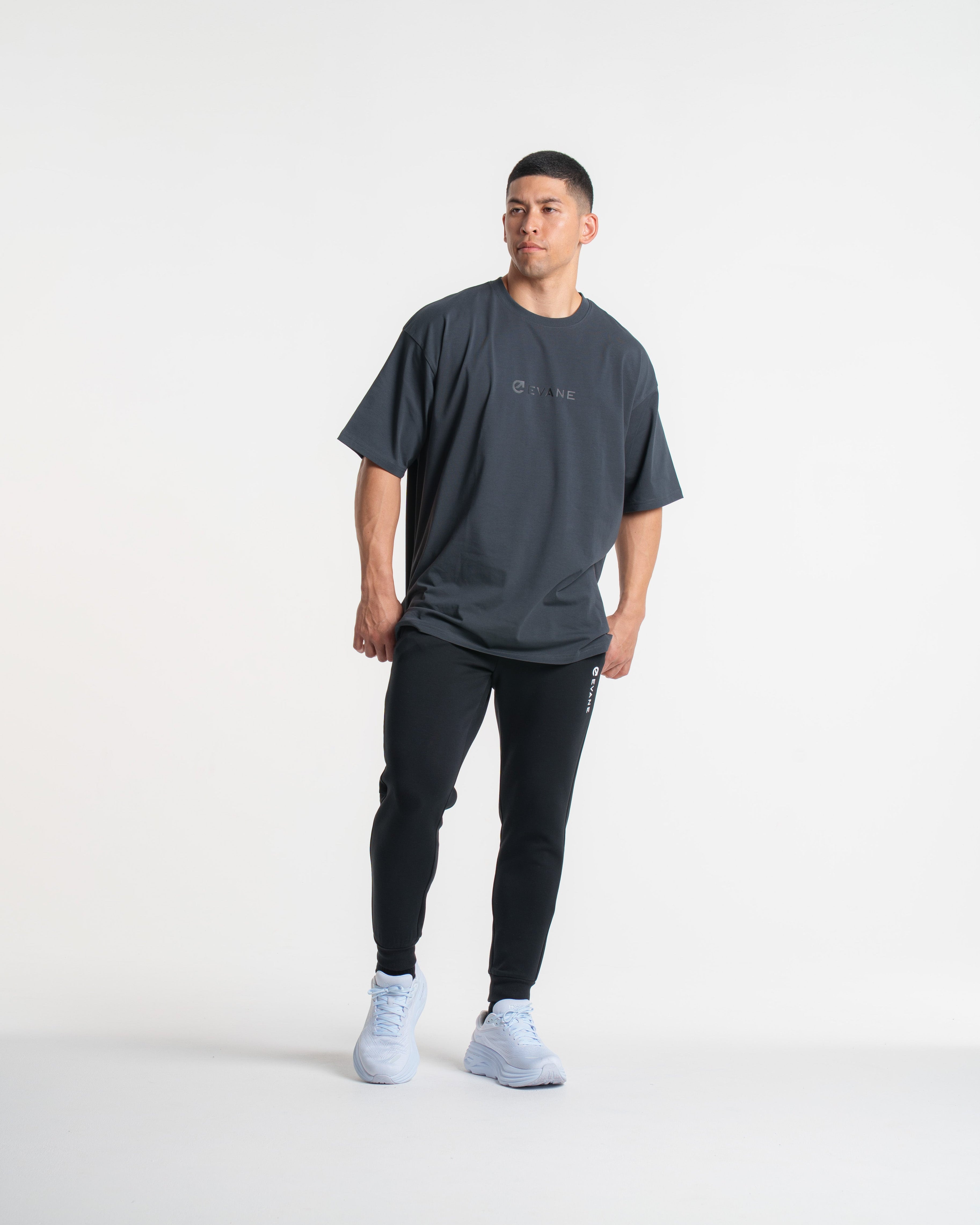 #color_charcoal gray