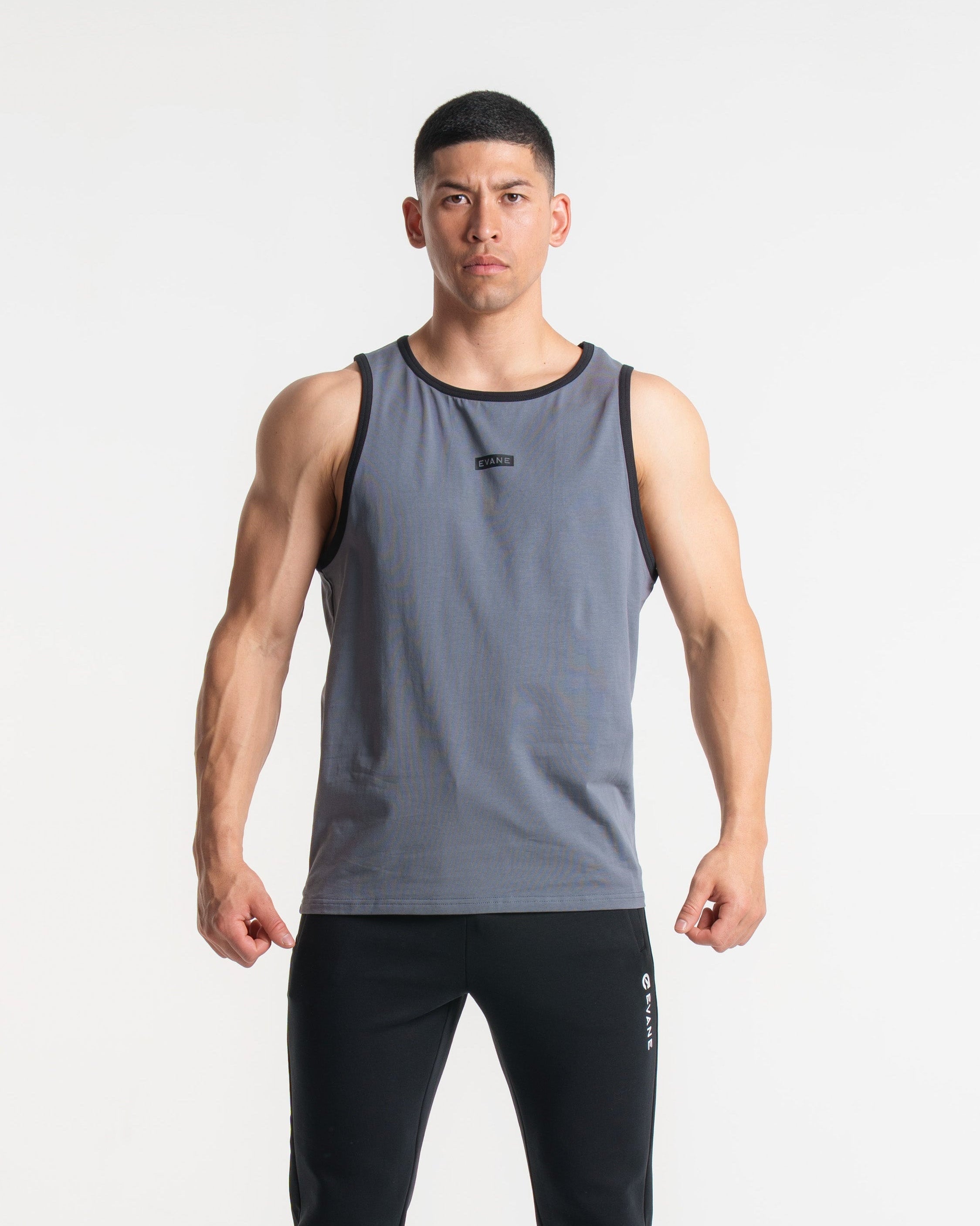 #color_charcoal gray