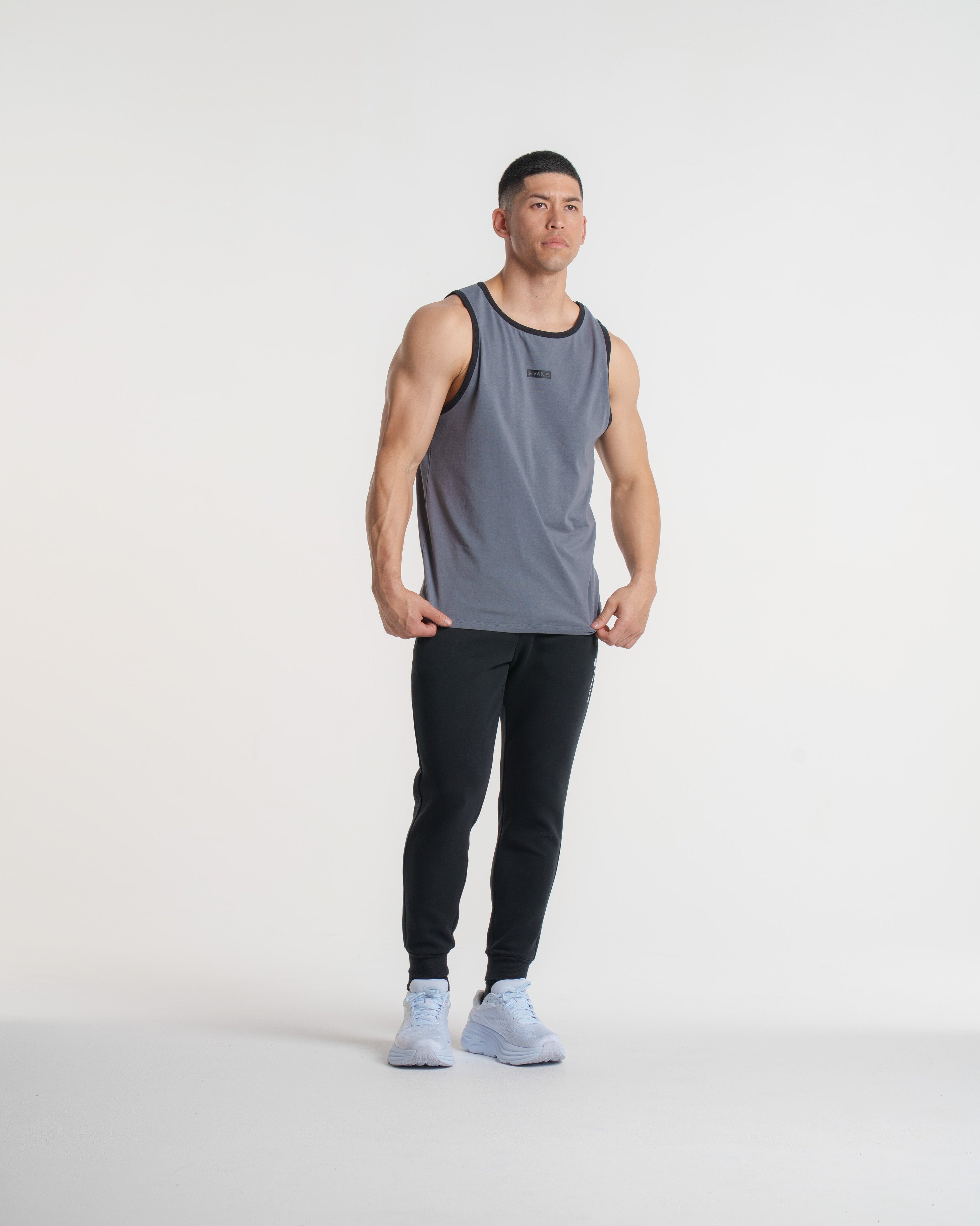 #color_charcoal gray