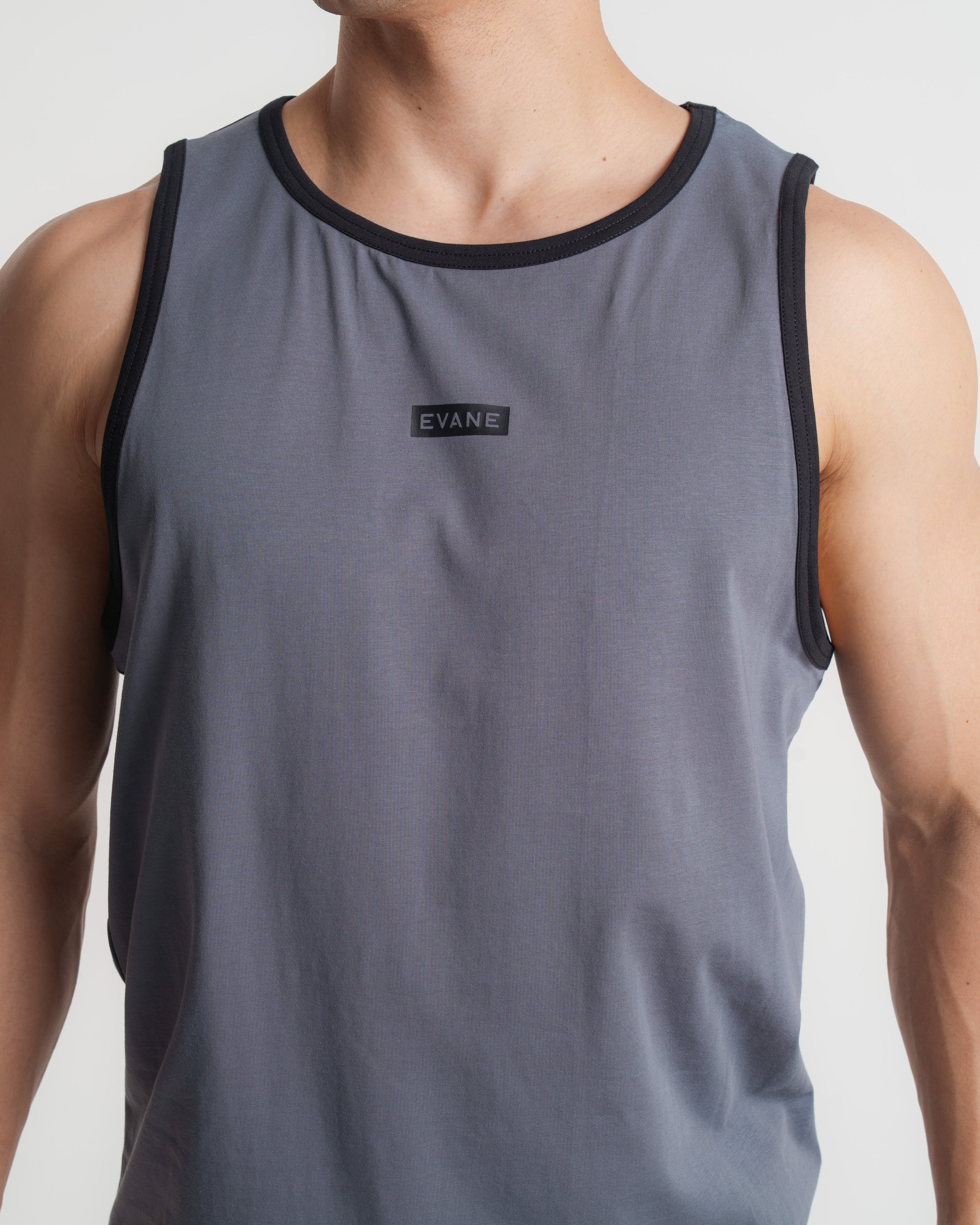 #color_charcoal gray